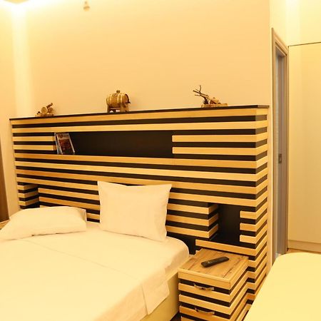 Elko Hotel Jerevan Eksteriør bilde