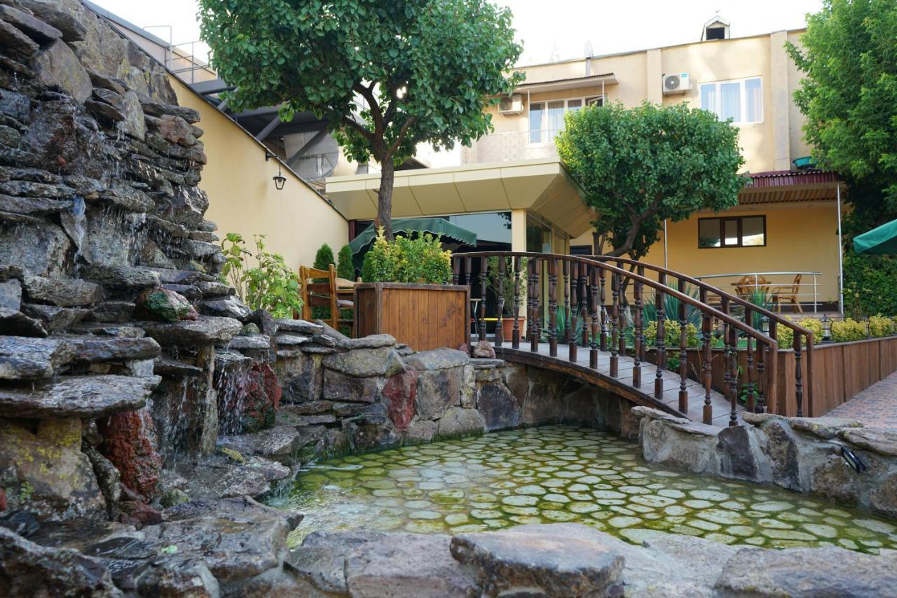 Elko Hotel Jerevan Eksteriør bilde