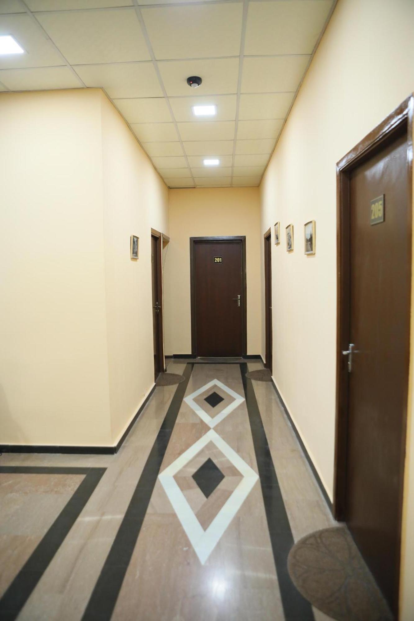 Elko Hotel Jerevan Eksteriør bilde