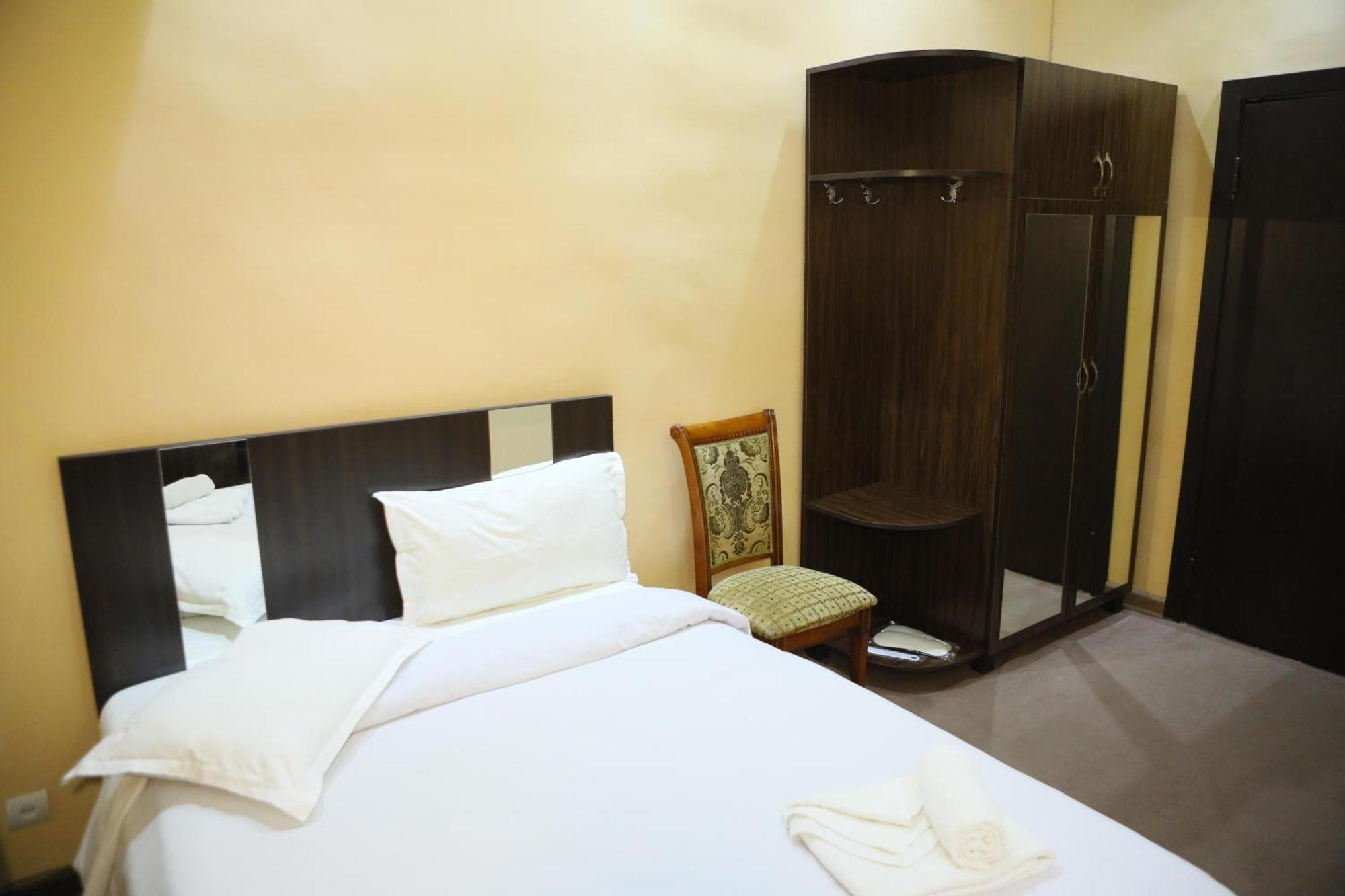 Elko Hotel Jerevan Eksteriør bilde