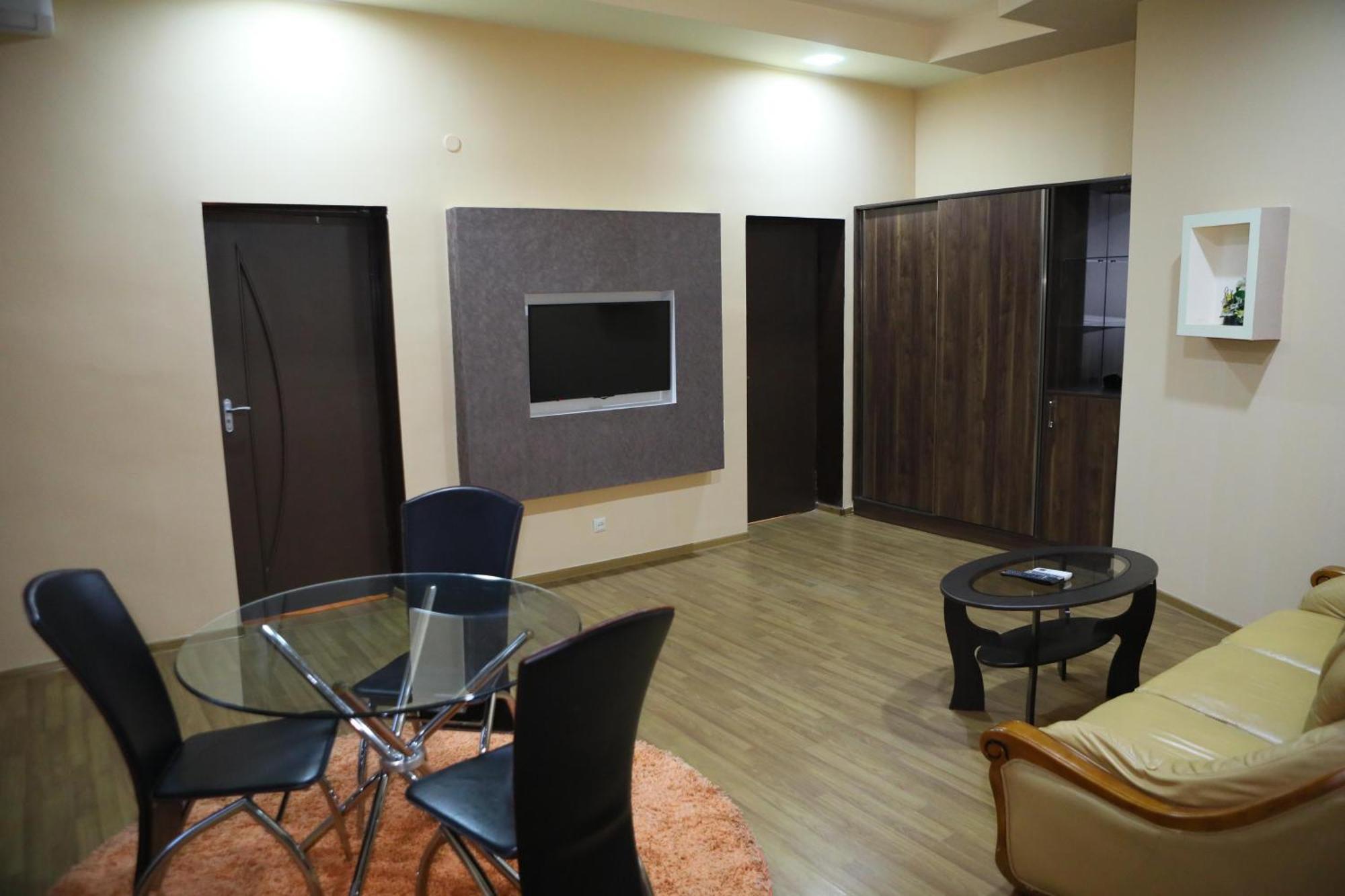 Elko Hotel Jerevan Eksteriør bilde