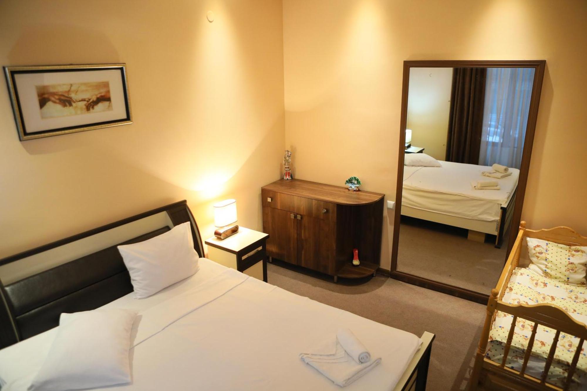 Elko Hotel Jerevan Eksteriør bilde