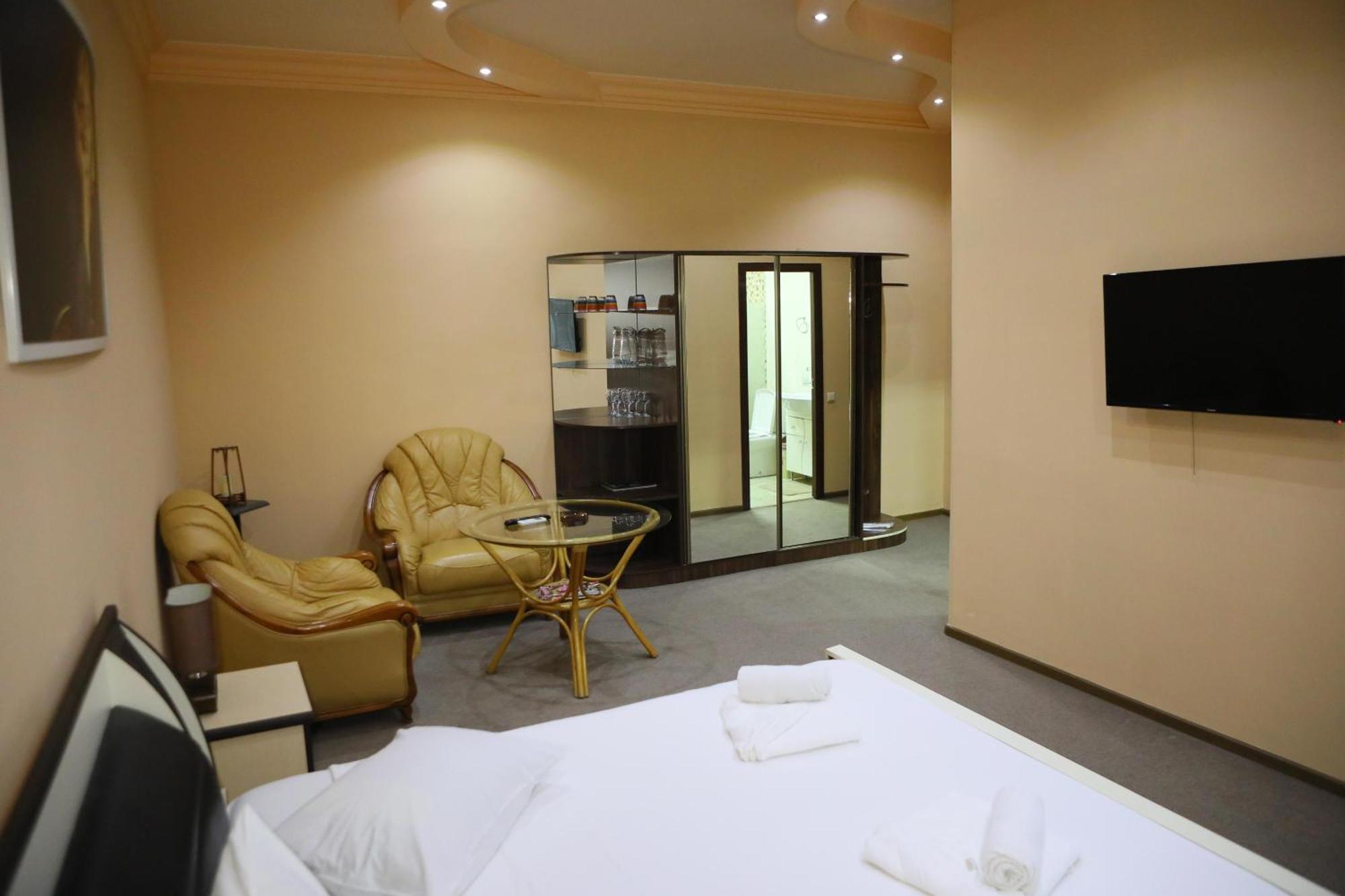 Elko Hotel Jerevan Eksteriør bilde